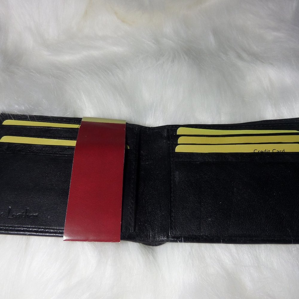 River Ridge Bi-Fold Wallet - Picture 2 of 4